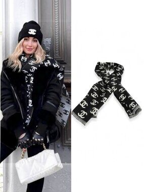 Coco Chanel black and white reversible scarf wrap cashmere blend